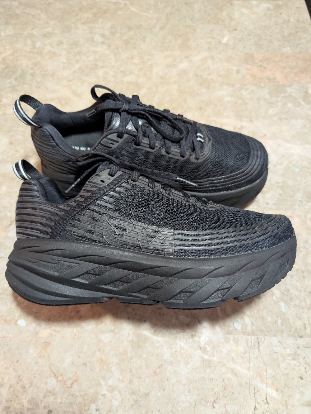 Hoka One One Bondi 6 Black Athletic Cushioned running shoes Women Size 8D No Box
